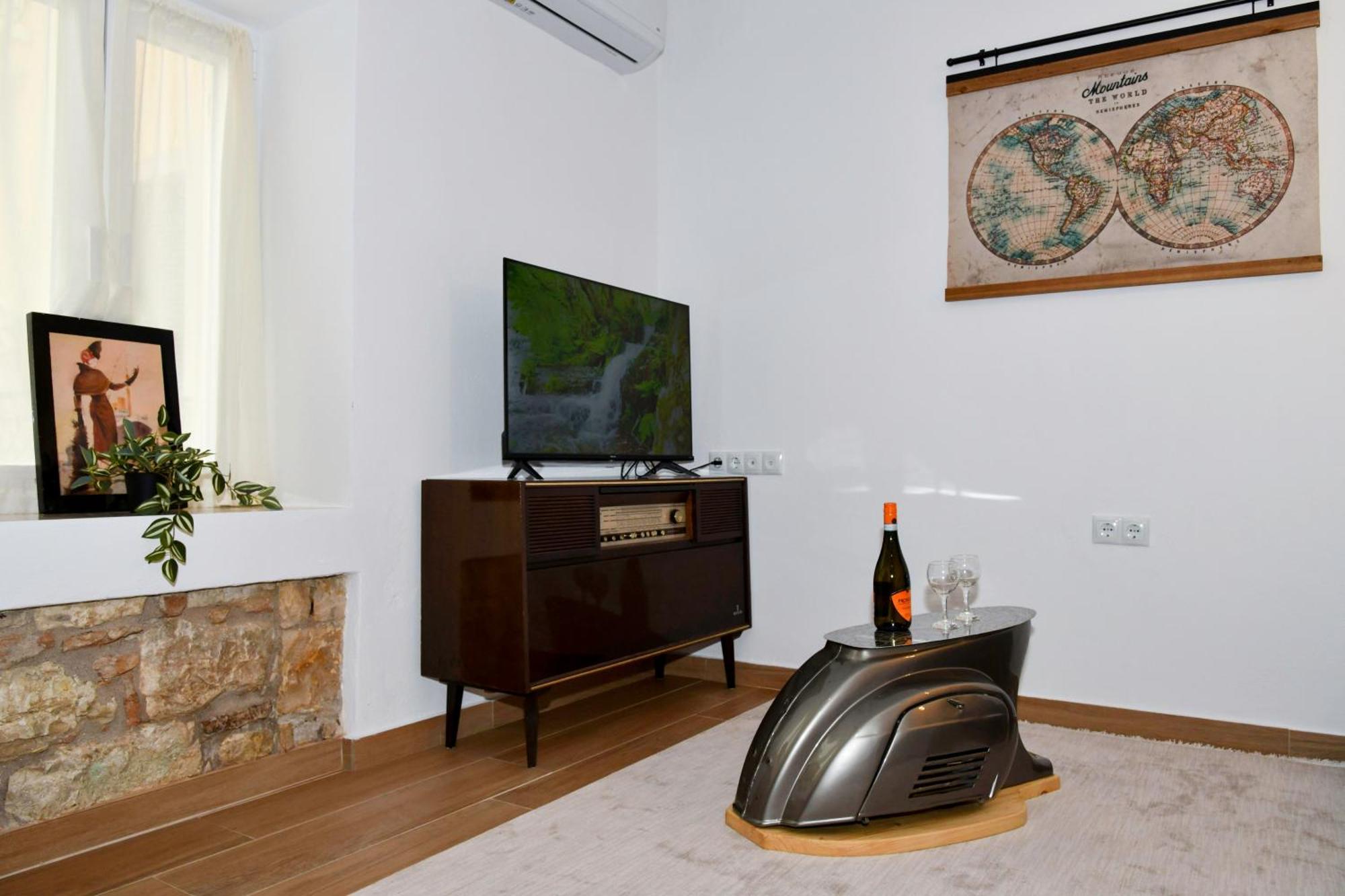 Captain Theo'S Modern Apartment Maria Lefkimmi  Esterno foto