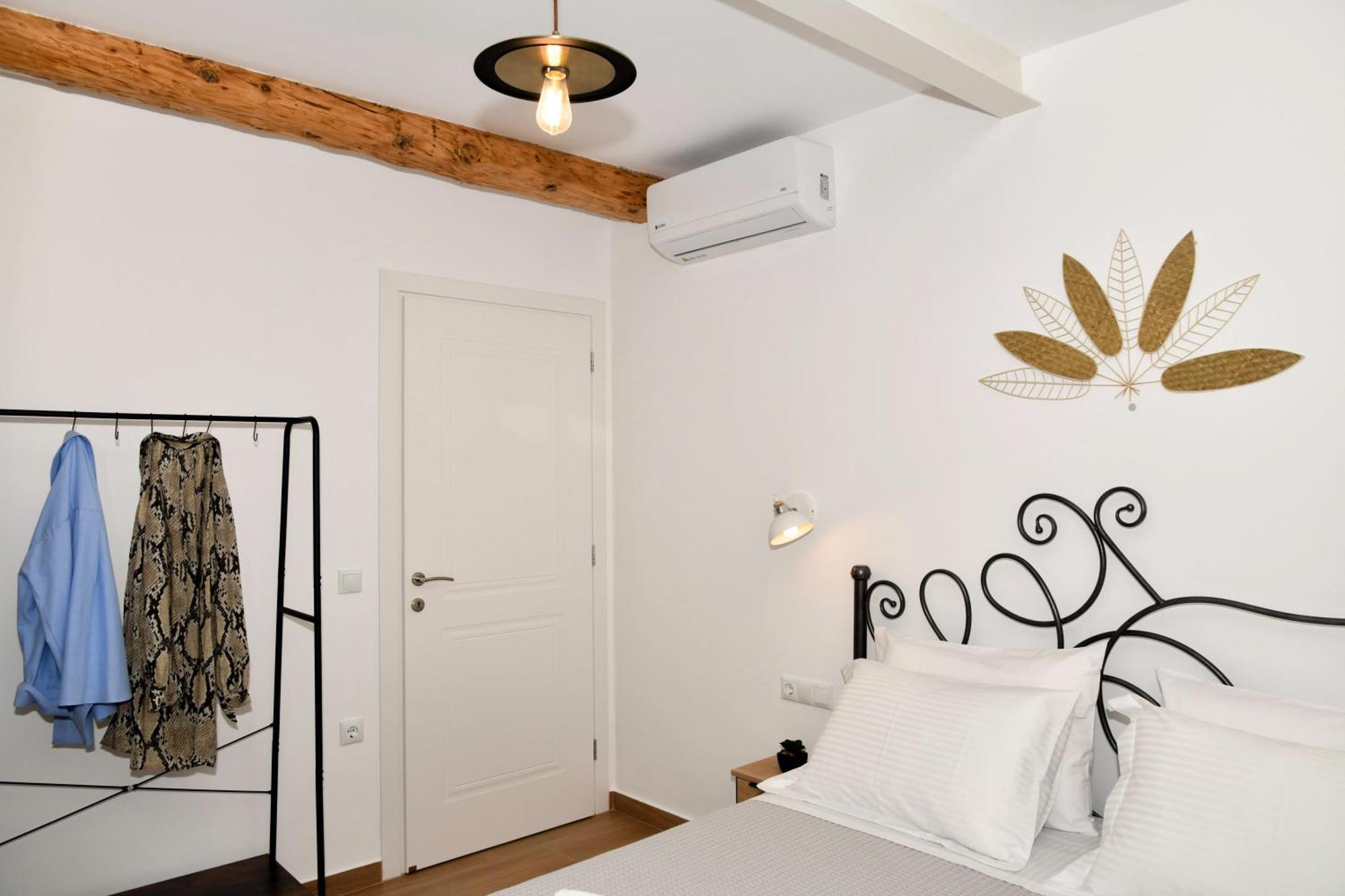 Captain Theo'S Modern Apartment Maria Lefkimmi  Esterno foto
